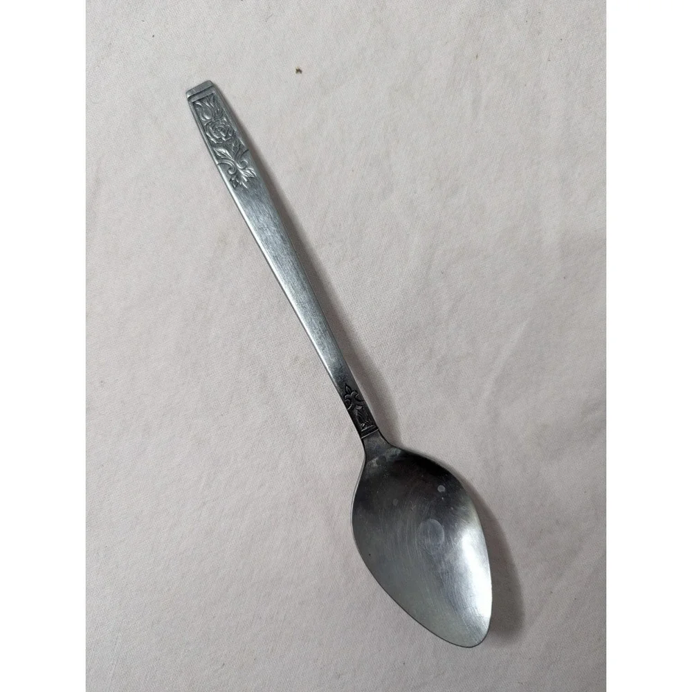 vintage Imperial International Stainless Korea 6.25